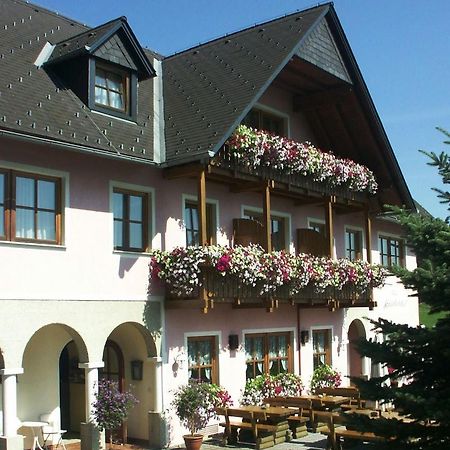 Hotel Arkadenhof Лойперсдорф-бай-Фюрстенфельд Экстерьер фото