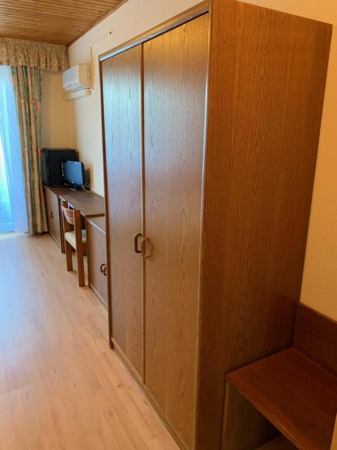 Hotel Arkadenhof Лойперсдорф-бай-Фюрстенфельд Экстерьер фото